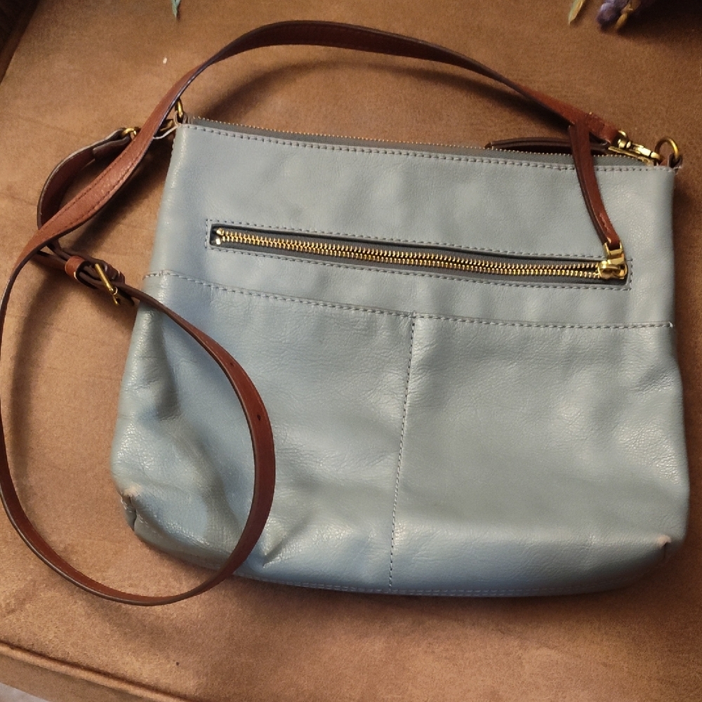 09BT- Fossil Blue Leather Crossbody Bag